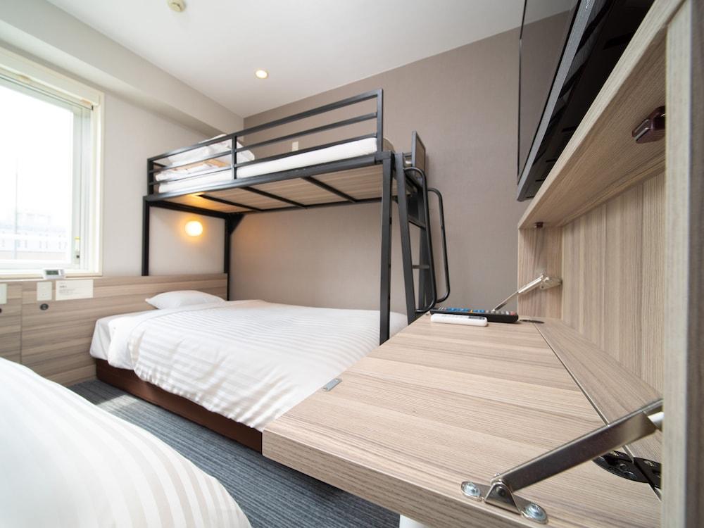 Super Hotel Yokohama Kannai Экстерьер фото