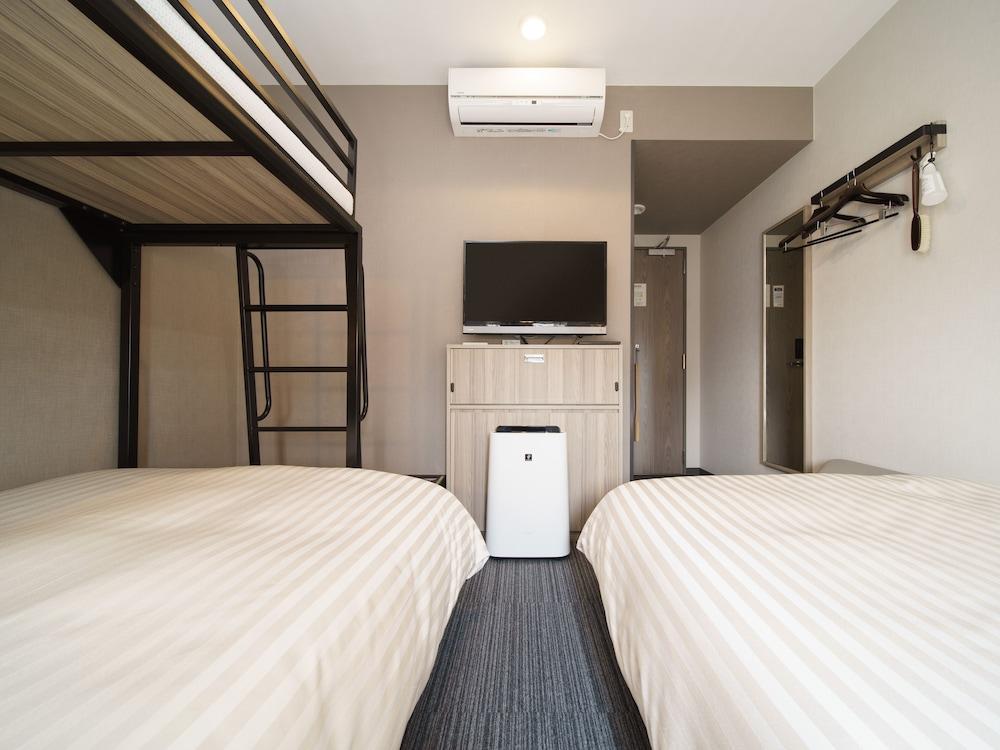 Super Hotel Yokohama Kannai Экстерьер фото