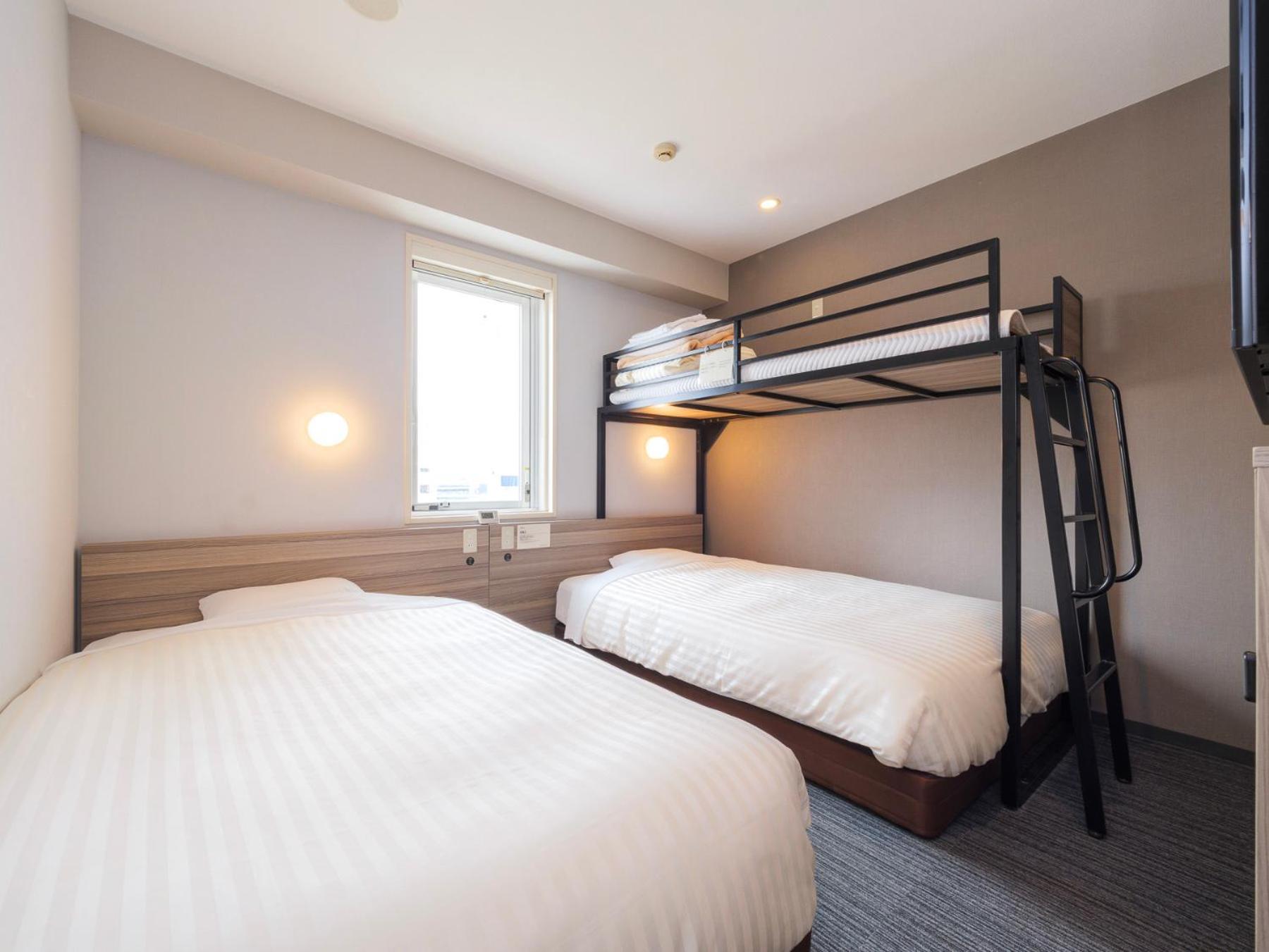 Super Hotel Yokohama Kannai Экстерьер фото